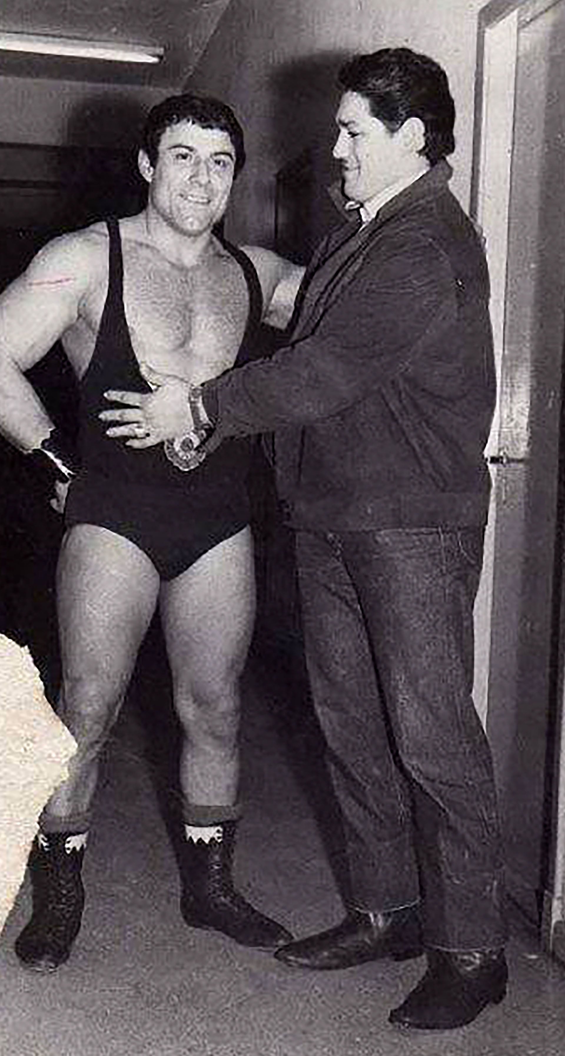 El Ancho Peucelle en una foto histórica con Ringo Bonavena (@PauKaradagian)