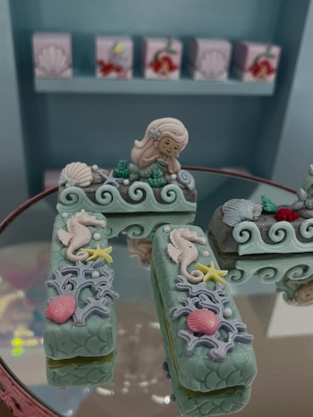 Caballito de mar, algas, estrellas