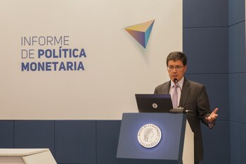 Hernando Vargas, gerente Técnico del Banco de la República, presentó el Informe de Política Monetaria del Emisor - crédito Banco de la República