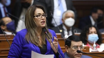 Magaly Ruíz despide a su asesor principal involucrado en recorte de sueldos