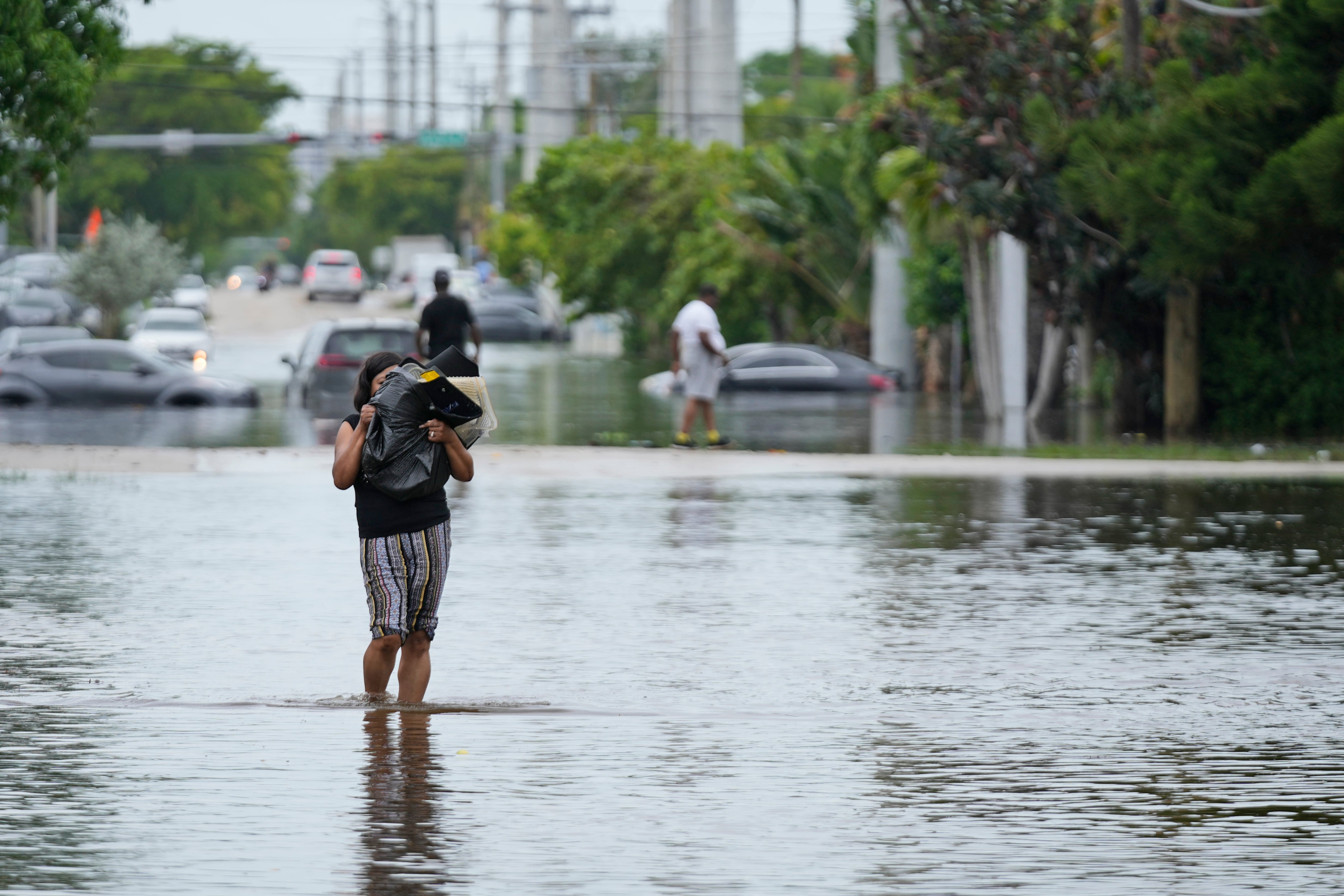 El precio medio del seguro contra inundaciones en Florida ronda los USD 894 anuales, con opciones adicionales en el mercado privado (AP Foto/Wilfredo Lee)