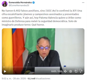 Esmeralda Hernández advirtió sobre el regreso de la seguridad democrática tras actualización de falsos positivos - crédito @EsmeHernandezSi/X
