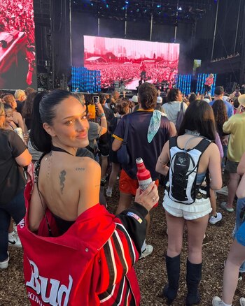 Oriana Sabatini en Lollapalooza