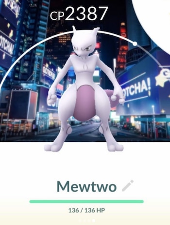 Mewtwo es vendido por miles de dólares en Pokémon Go.