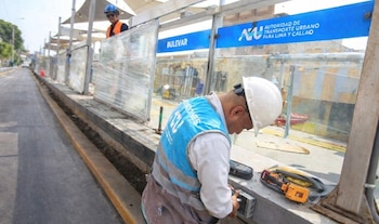 Los trabajos comprenden la colocación de nuevos cabezales y el reemplazo de componentes eléctricos, electrónicos y mecánicos.