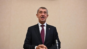 Trump felicita al primer ministro