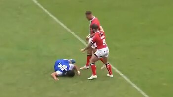 Hurrell quedó tendido en el