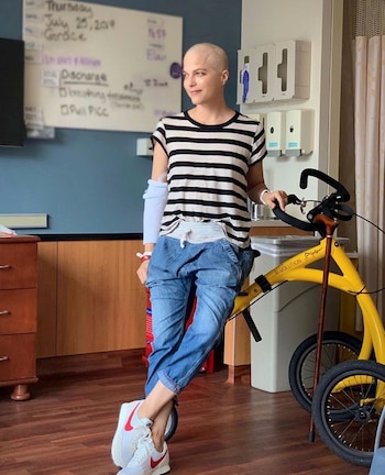 Selma Blair padece esclerosis múltiple desde 2018 y mantenía un periodo de estabilidad clínica sin recaídas. (Cortesía de BARBARA ALINK/ALINKER/Entregada vía REUTERS)