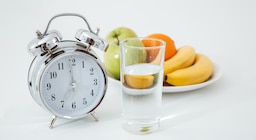 Volver a comer después del ayuno intermitente podría ser la clave para vivir más, según un estudio