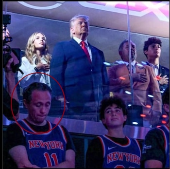 Héctor Contreras, titular del SAT Quintana Roo, en partido de la NBA, cerca de Donald Trump. (Redes sociales)