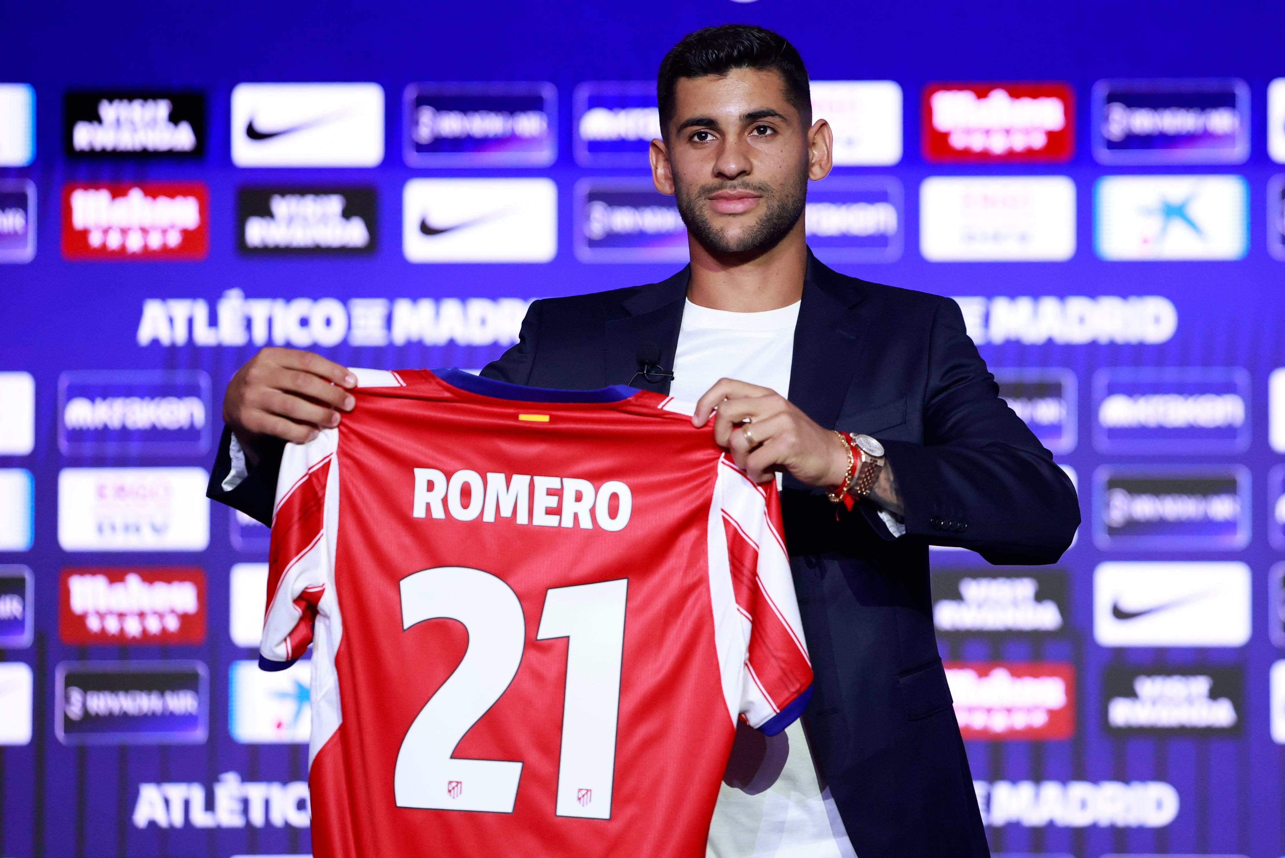 El defensor ya fue presentado en el Atlético de Madrid (EFE/ Chema Moya)