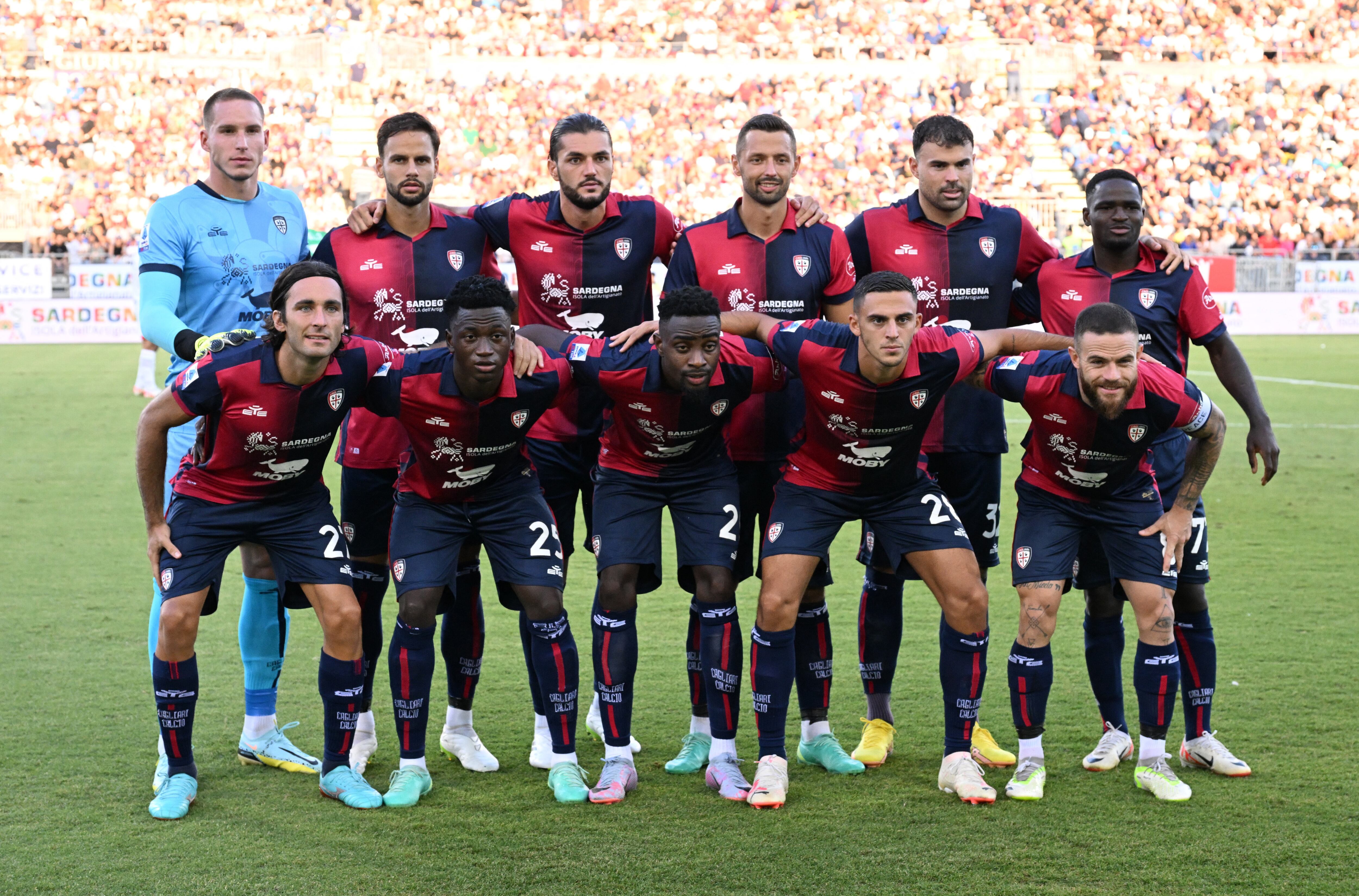 Cagliari se encuentra en el puesto 13 de la Serie A de Italia - crédito Alberto Lingria / REUTERS