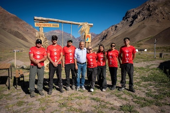 El gobernador Alfredo Cornejo, en