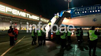 El vuelo regresará al país