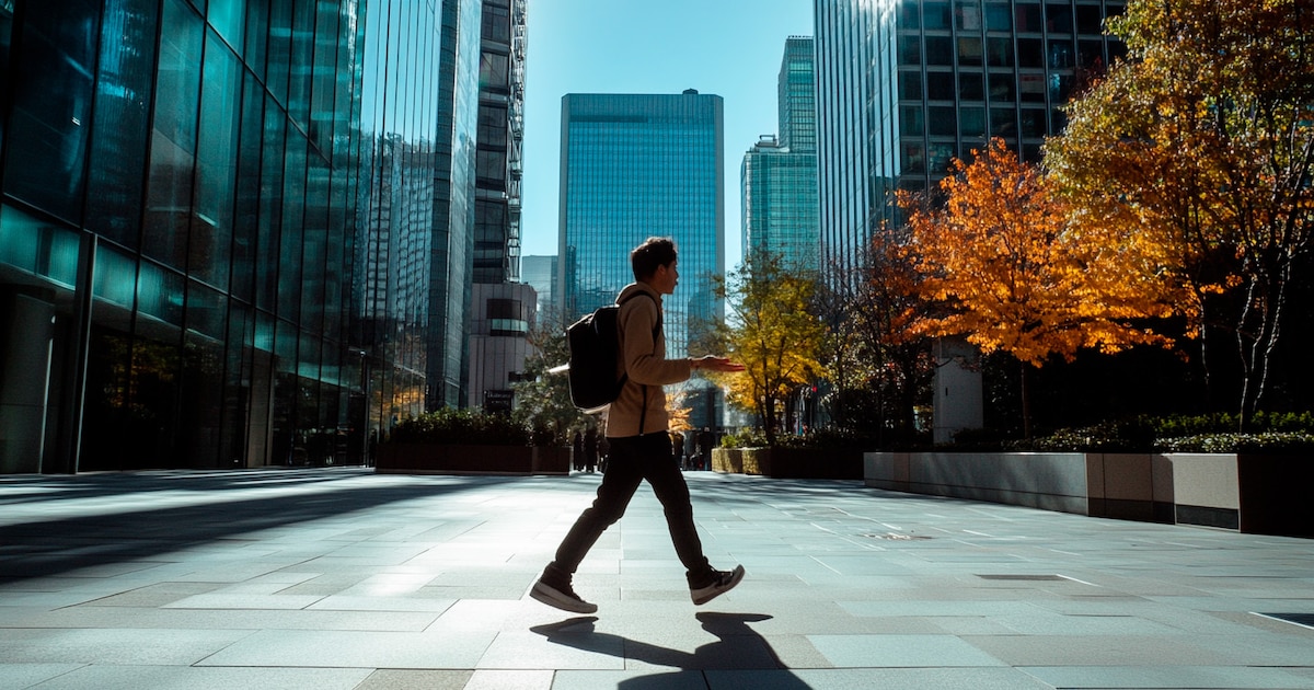 Qué significa caminar con la mirada hacia abajo según la inteligencia artificial y la psicología
