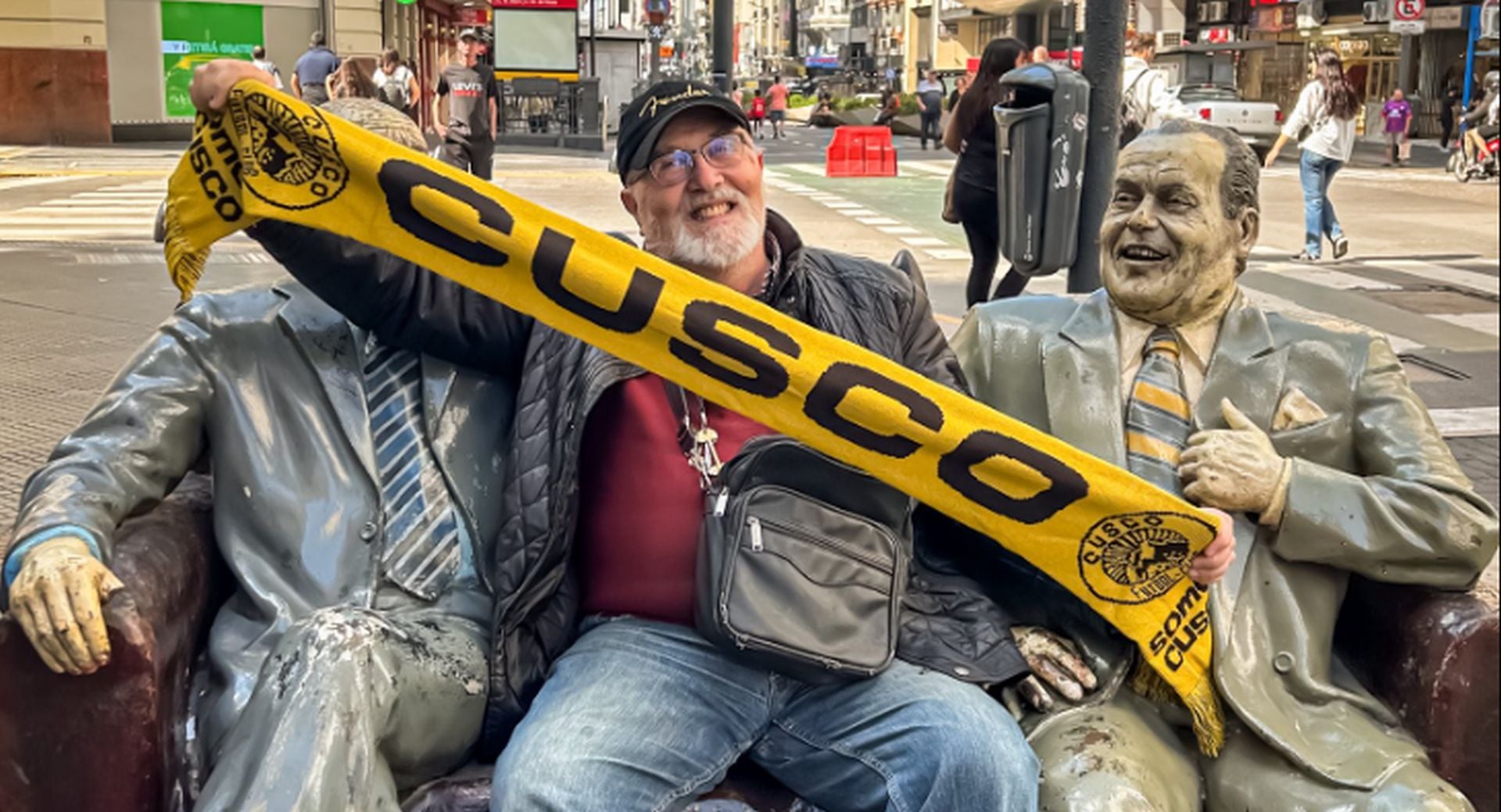 El equipo peruano se instaló en Buenos Aires y afina sus estrategias tácticas bajo las órdenes de Alejandro Orfila, buscando sorprender a Estudiantes de La Plata y conseguir sus primeros puntos en la exigente Copa Libertadores 2026 (Facebook / Cusco FC)