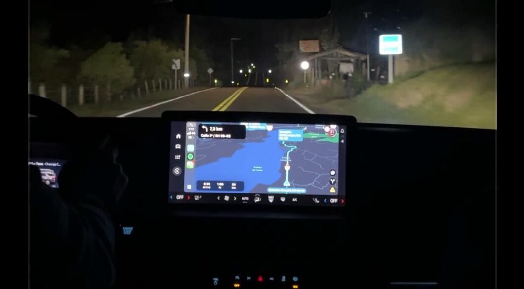 Android Auto estaría a punto de implementar el modo diurno. (Infobae)