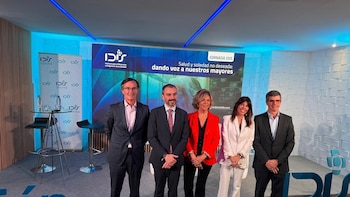 La soledad afecta a casi el 60% de los mayores de 65 años que viven en sus casas, según un estudio de Fundación IDIS