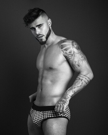 Alexis Descalzo. Instagram