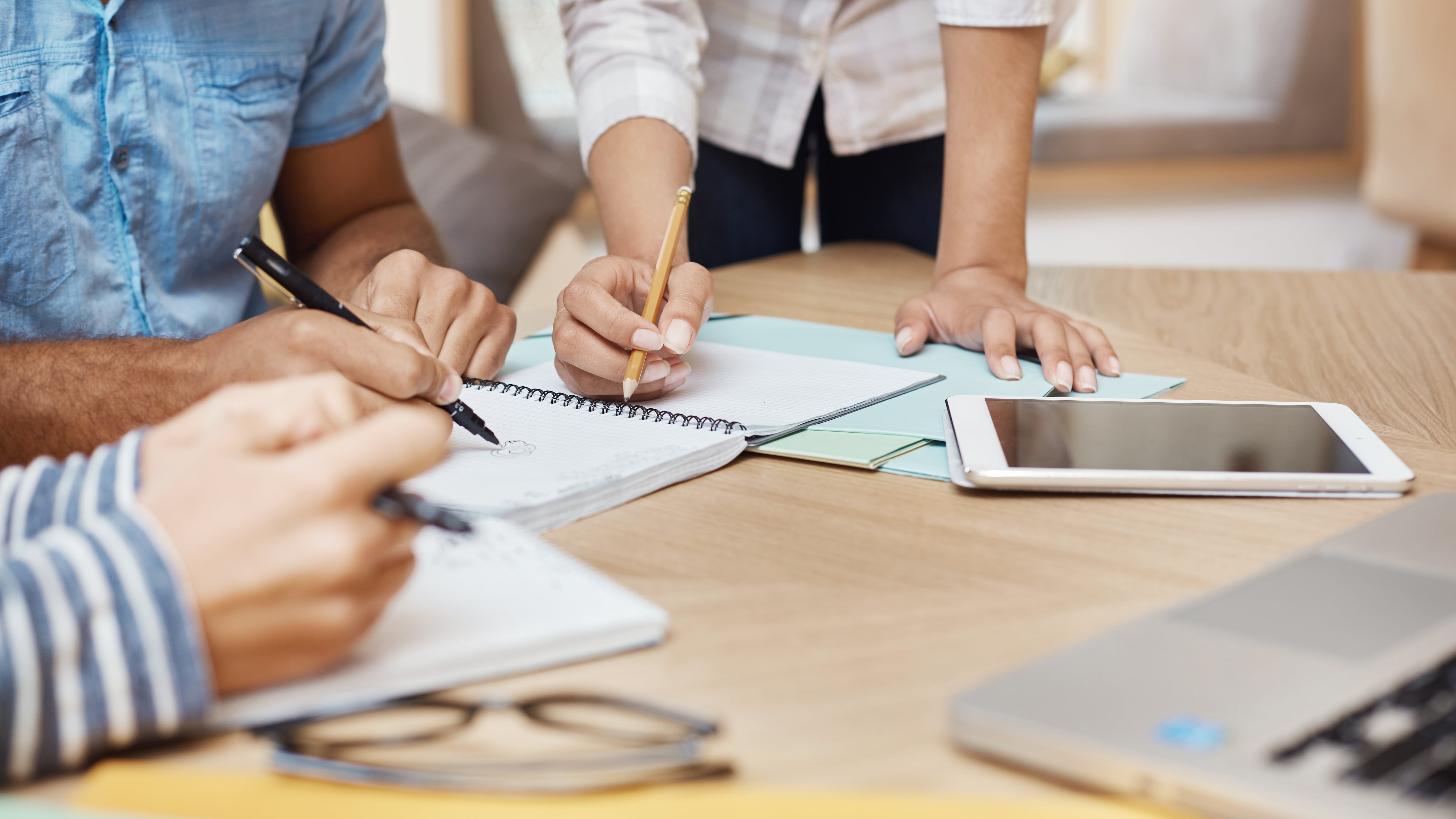 Los permisos laborales en Italia son similares a España (Freepik)