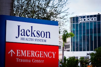 Vista del cartel de entrada