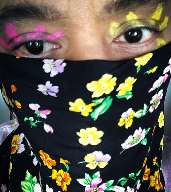 El artista de maquillaje Nick