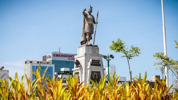 La Victoria reabre la Plaza Manco Cápac: Vecinos recuperan el espacio tras más de un año de cierre