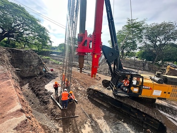 Fovial priorizó la rehabilitación de ejes viales de alto tránsito que conectan municipios, departamentos y fronteras en El Salvador. (Foto cortesía FOVIAL El Salvador)