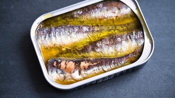 ¿Es sano comer sardinas enlatadas?