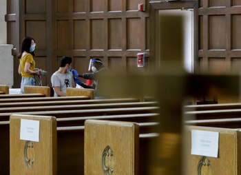 Las iglesias también son centros