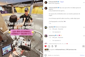 La respuesta de Ana Caicedo, pareja de Rafael Santos Borré, sobre el comentario de que las parejas de los futbolistas no saben de fútbol - crédito @anitacaicedoh95/Instagram
