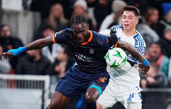 El mexicano Rodrigo Huescas jugando