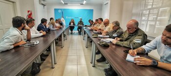 La reunión entre funcionarios del