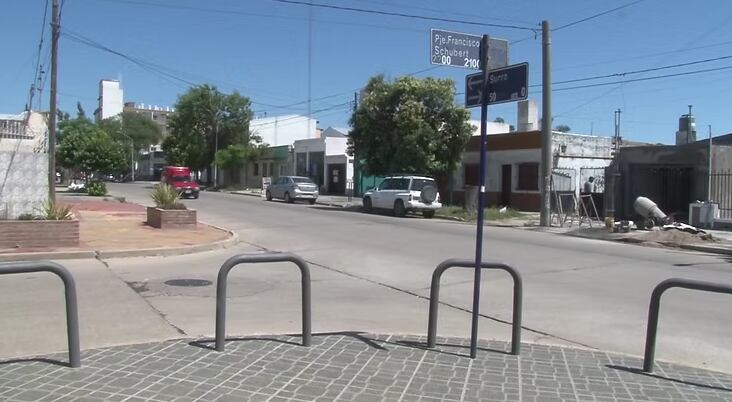 El hecho tuvo lugar el miércoles, cerca de las 22, en la intersección de Pasaje Schubert y Sucre (Foto: Telediario)
