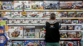Los grandes almacenes facturan un 33% más desde la pandemia con solo un 5% más de plantilla: más carga de trabajo por un salario de 21.500 euros