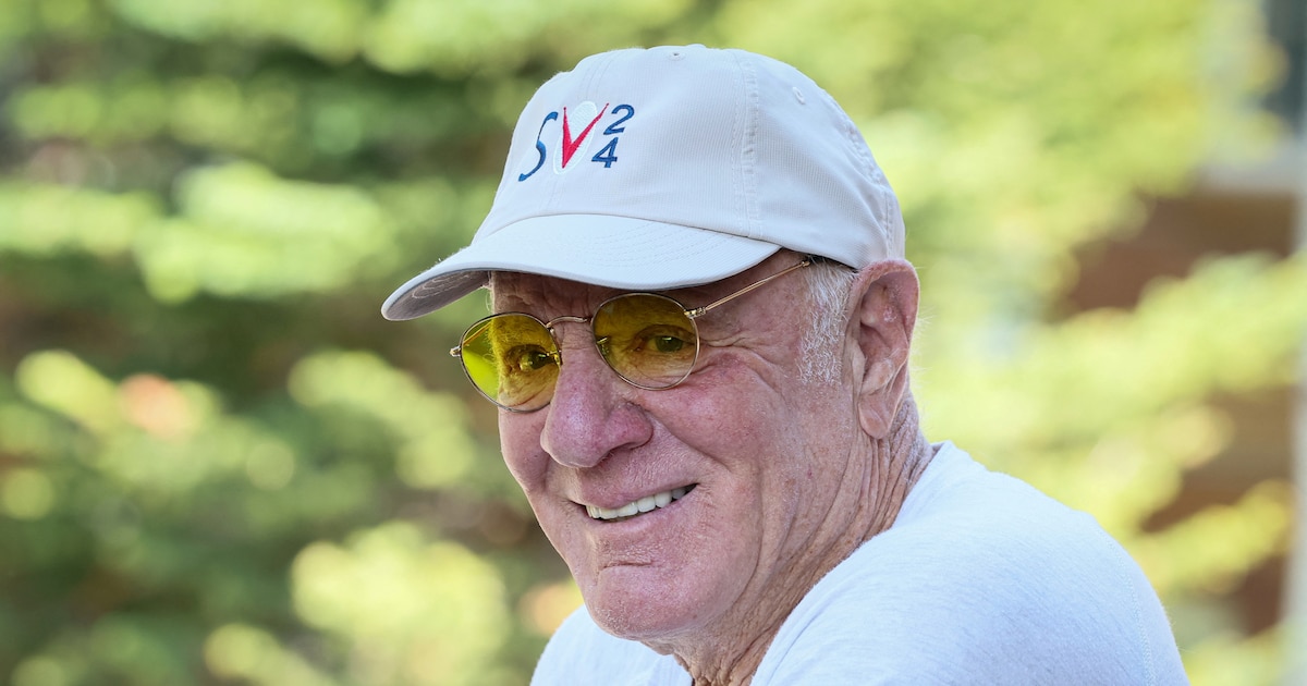 Barry Diller: El Visionario que Reinventó el Entretenimiento y Ahora es la Estrella