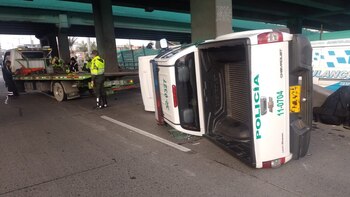 Impresionante trancón en la autopista