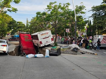 El socavón en la colonia