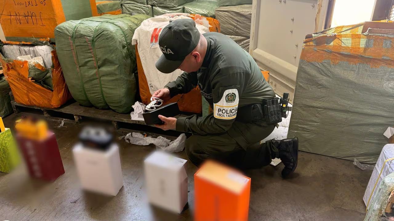 Operativo conjunto entre autoridades permitió intervenir estructuras vinculadas al comercio ilegal. - crédito Policía Nacional