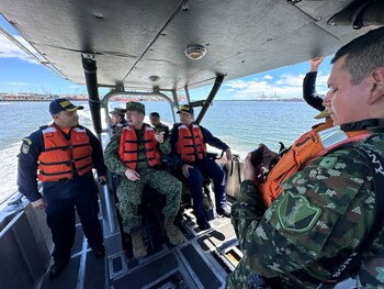 El pronunciamiento incluyó una crítica