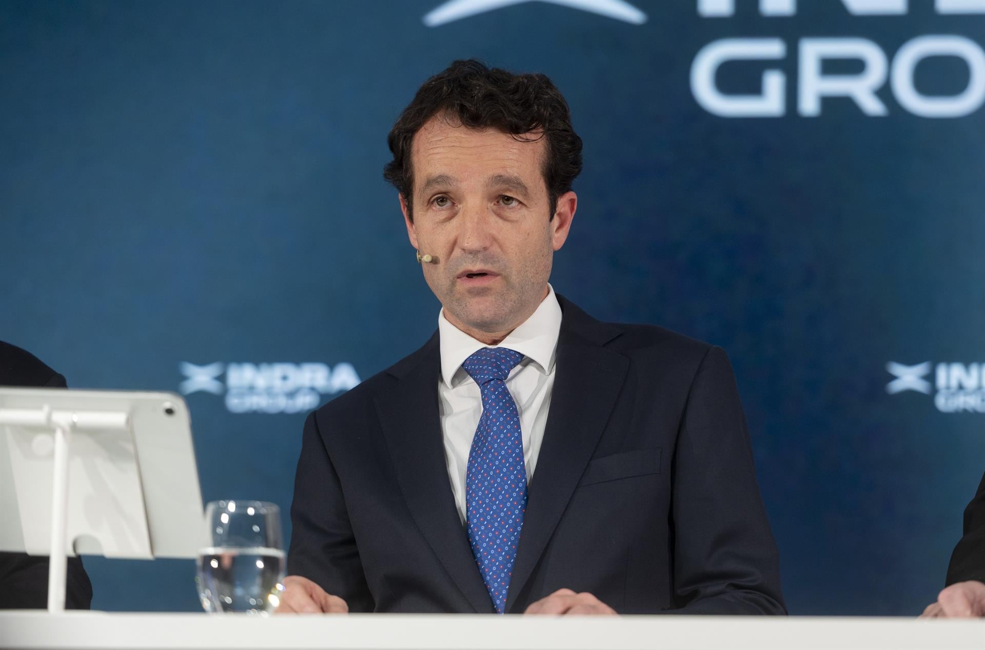 El relevo de Escribano como presidente de Indra «no está sobre la mesa» del brazo inversor del Gobierno