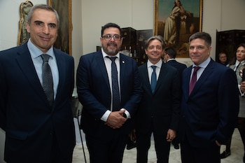 201° aniversario de la declaratoria de la independencia nacional - Embajada de Uruguay