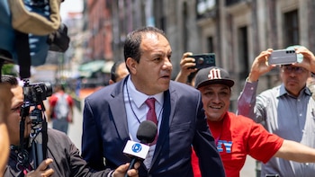 Llegan a Palacio Nacional legisladores del PT, PVEM y Morena, se reunirán con Claudia Sheinbaum