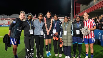 Madrid recibe a jóvenes de India en una experiencia impulsada por la Fundación Vicente Ferrer, Liga F y LaLiga