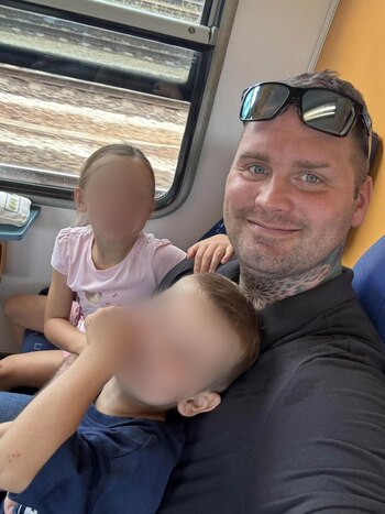 Dudás era padre de dos