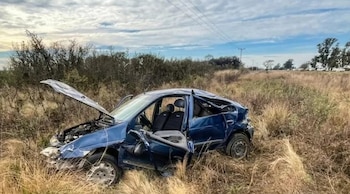 Un hombre de 54 años murió luego de volcar con su automóvil cerca de Huinca Renancó, al sur de la provincia de Córdoba