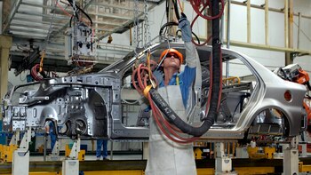 Empezaron a parar las fábricas