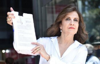 María Elena Pérez-Jaén, diputada del