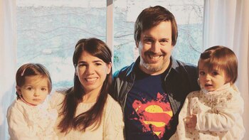 Loyds con su mujer, Carolina