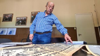 Paredi señala otra foto de